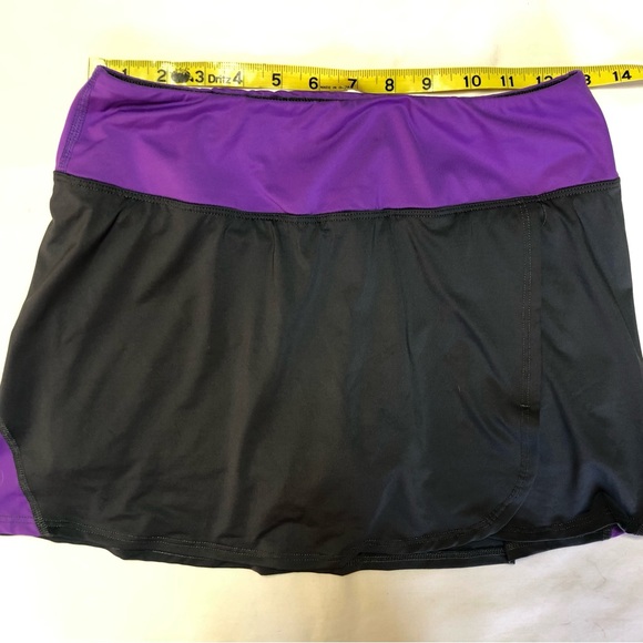 Skort athletic, charcoal gray and vivid purple, size small - Picture 4 of 7
